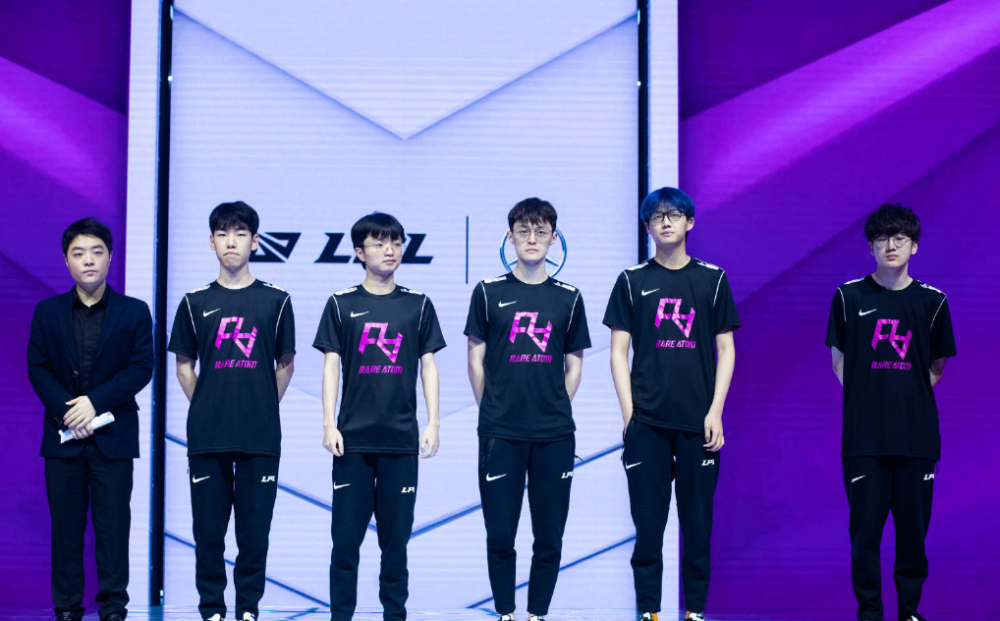 得格外沉着 得格外沉着